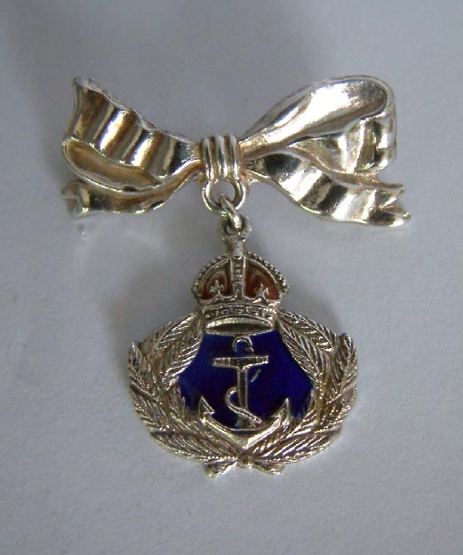 sweethearts WW2 .925 sterling silver Royal Navy brooch pin